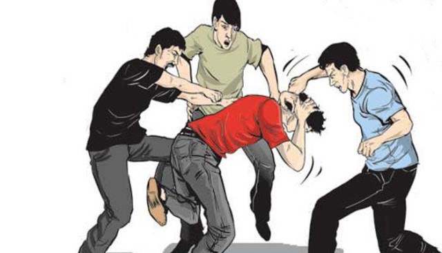 anggota ormas dikeroyok